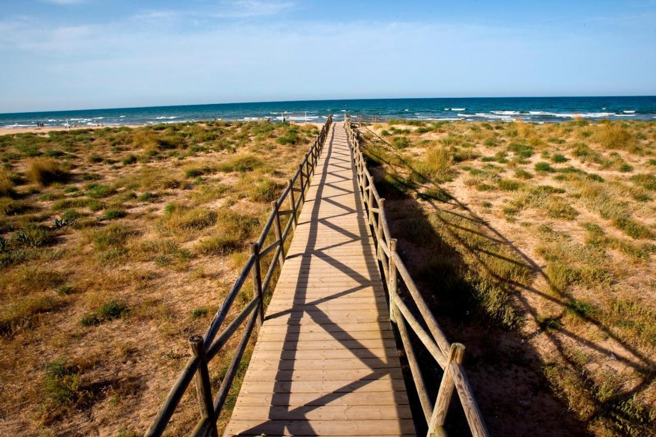 Aigua Blava Primera Linea - Alquiler Solo Familias Playa de Gandia Eksteriør bilde